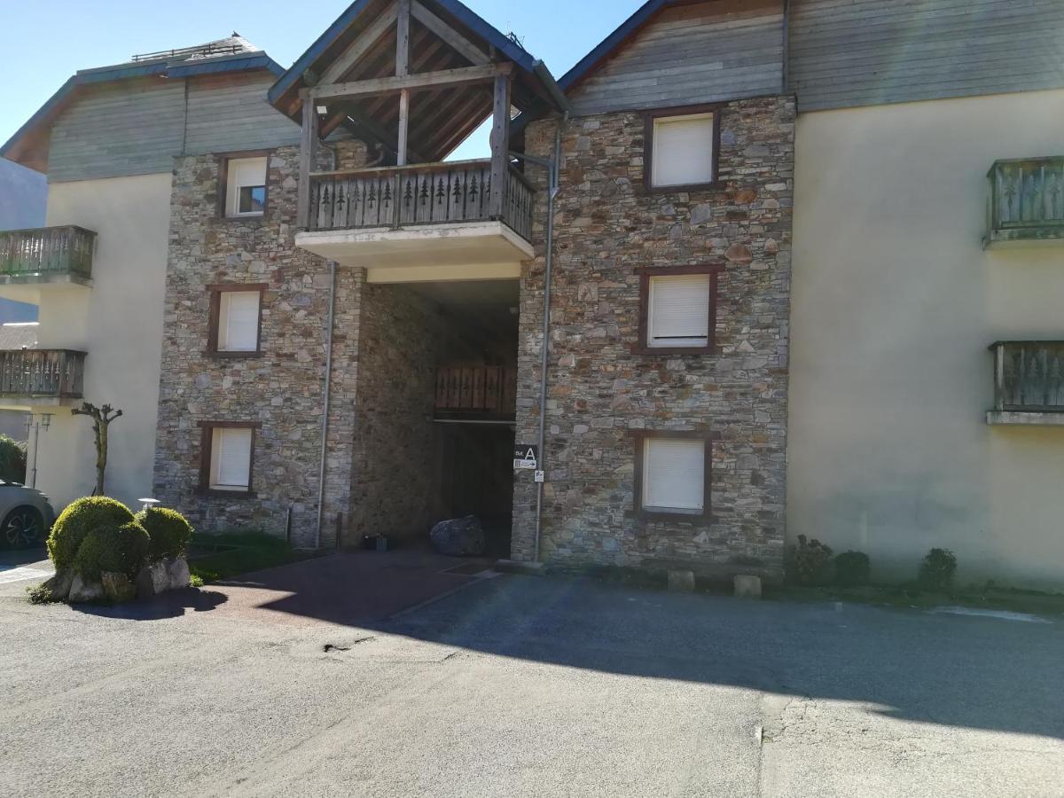 Appartement T3 - 5 Pers - Les Pics D Aran 3* Bagnères-de-Luchon Eksteriør bilde
